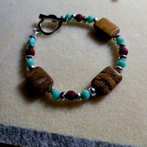 Beaded bracelet